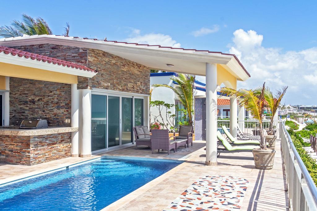 Villa Rebeka - Spectacular Beachfront Oceanview 4 Bedroom - At Playacar Phase I Villa *