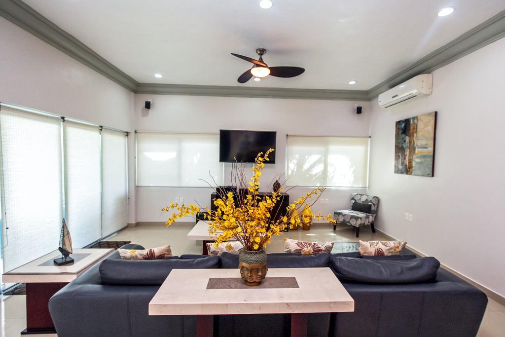 Villa Rebeka - Spectacular Beachfront Oceanview 4 Bedroom - At Playacar Phase I Playa del Carmen